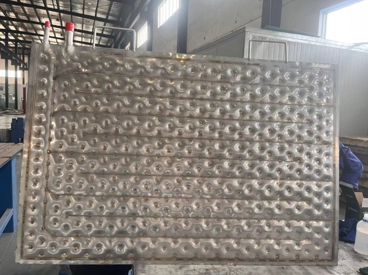 गिरने वाली फिल्म बाष्पीकरण के लिए SS304 बंडल तत्व तकिया प्लेट निकल व्हाइट